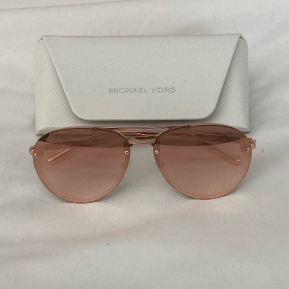 BRAND NEW Michael Kors Abilene Sunglasses